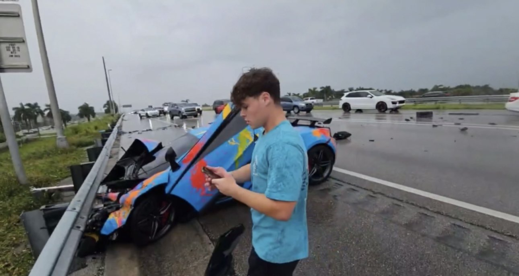 YouTuber Jack Doherty Crashes McLaren While Streaming: What Happened? 1 Jack Doherty crashes McLaren when driving while using his phone on stream (Credit: Kick.com)