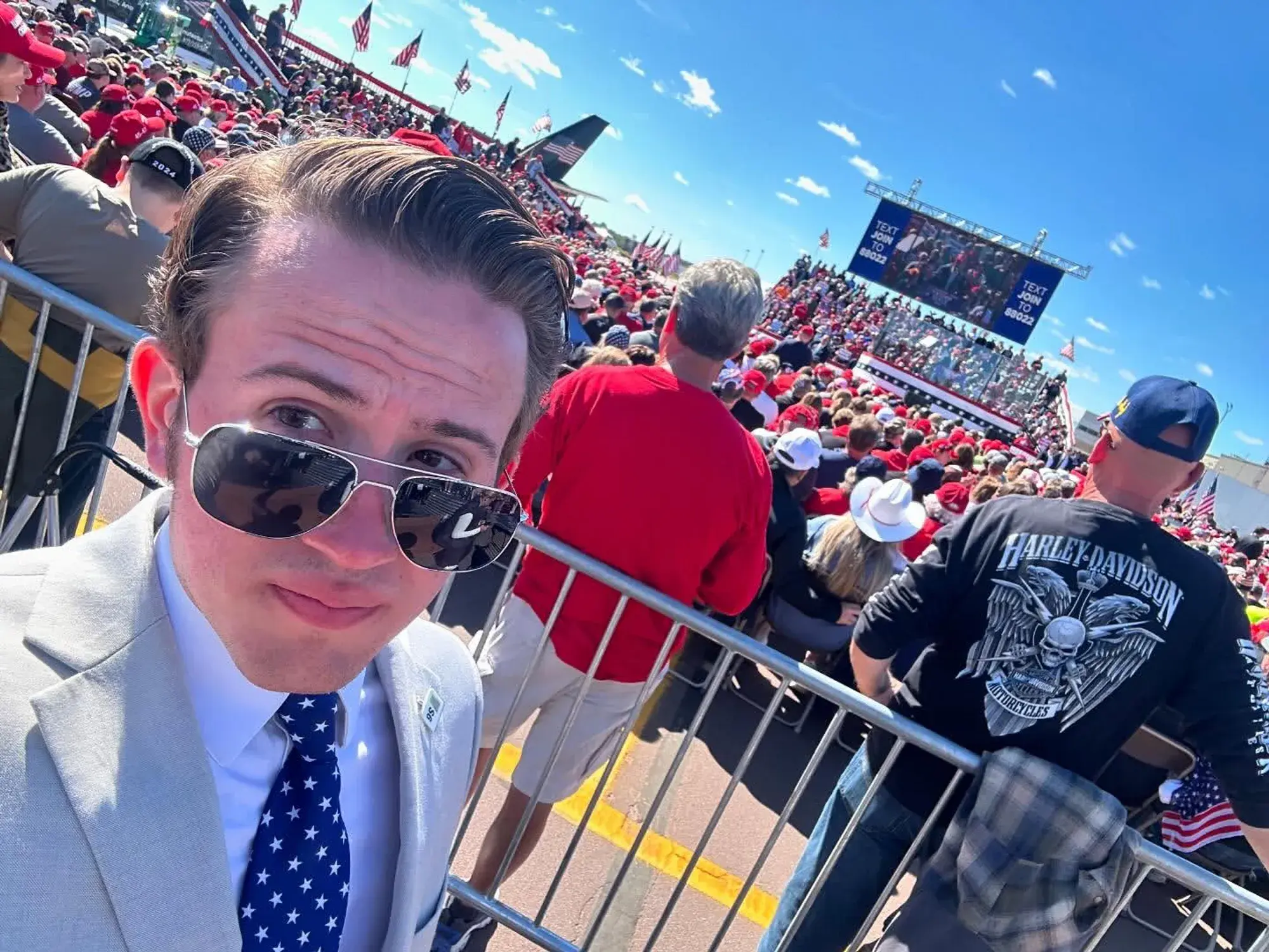 Who Is Thomas Fugate? The 22-Year-Old Leading U.S. Terror Prevention Under Trump 1 Thomas Fugate at a Trump rally during his presidential campaign. (Image Source: Instagram @thomas4texas_)