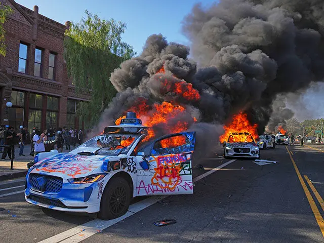 700 Marines Deployed to LA Riots 1 The Immigration Protests of ICE raids has turn into full blown riots in LA, forcing President Donald Trump to send in the marines and National Guard. (Image Credit: AP /Eric Thayer)